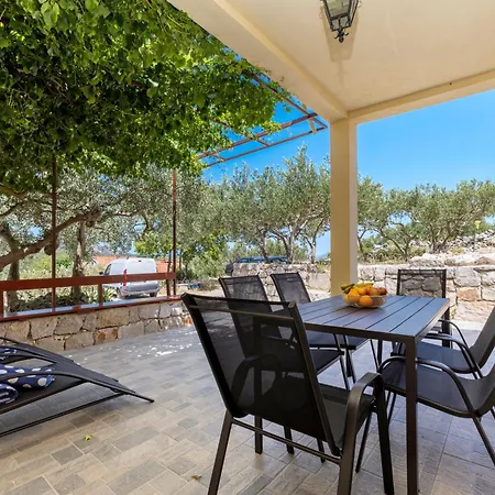 Feriehus Peacefull Getaway Island Hvar!