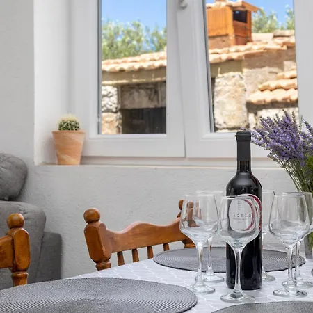 Peacefull Getaway Island Hvar! * Selca kod Starog Grada