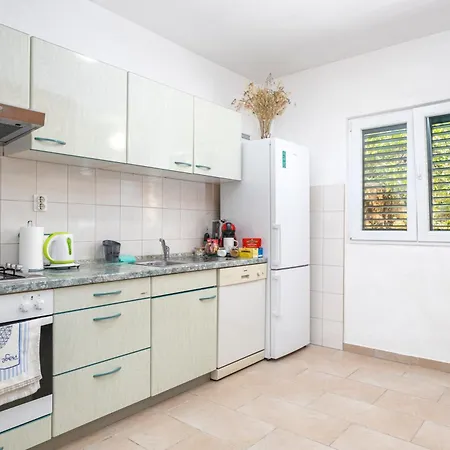 Vakantiehuis Peacefull Getaway Island Hvar! *